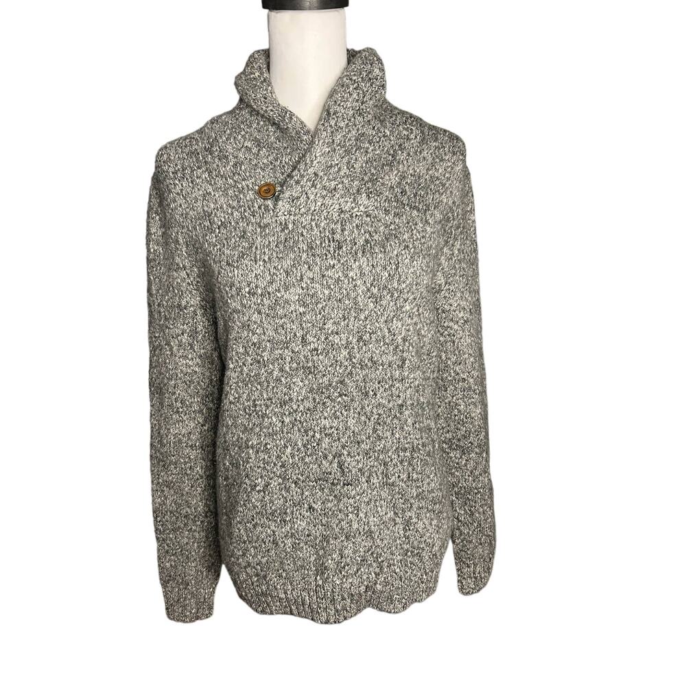 Abercrombie and Fitch Size Small Gray and White Sweater